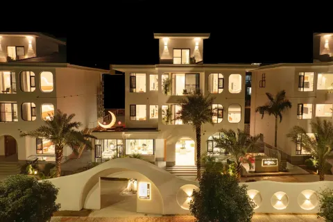 Libo Sanyu Nanting · La Mere Ancienne · Designer Private Hot Spring Resort Villa (Ancient Town)