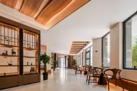 Floral Hotel·Yinshi·Yi Chang'an Hotel (Xi'an Zhonggulou Sajinqiao Subway Station)