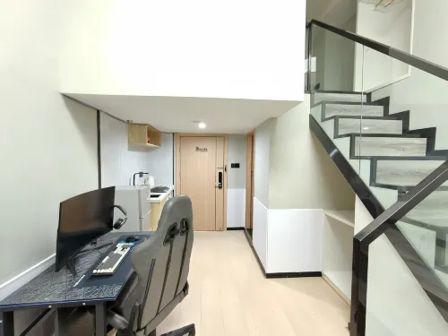 Gree Esports Apartment (Yihe Road Hongqiao Subway Station Branch)