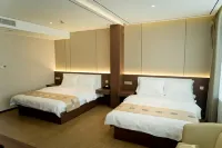 Burqin Wenjin Bieyuan Homestay (Qicai River Fairy Tale Forest Amusement Park)