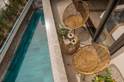 ECO Hotel 鄰近五季的酒店