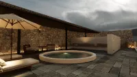 Qinghe Courtyard · Jiuzhaigou | QINGHE Hot Spring - Luxury Private Hot Spring Villa - piscina