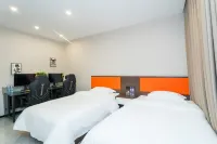 Rest Hotel (Taiyuan Qingxu People's Square Zilin Road) Hotel dekat Pufeng Mountain Villa