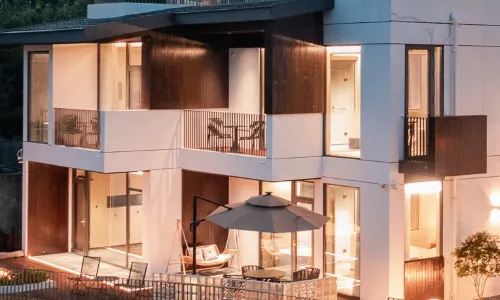 JIN SHANG XI SHE  HOTEL&CAFE&BAR