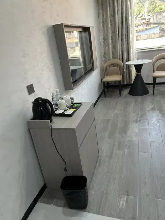 Chaoping Xinyue Hotel Отели в г. Лунлинь