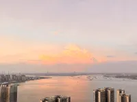 Bojue Designer Apartment (Zhanjiang Jinshawan Beach Haibin Avenue North)