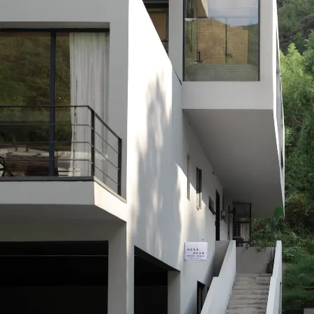 Renli Dieyun Hot spring Holiday Hotel