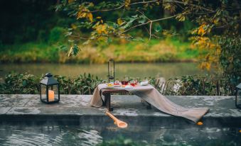 Slender West Lake Hot Spring Resort Yangzhou