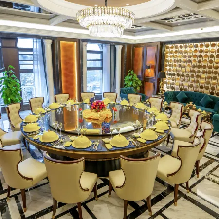 Jinghu International Hotel