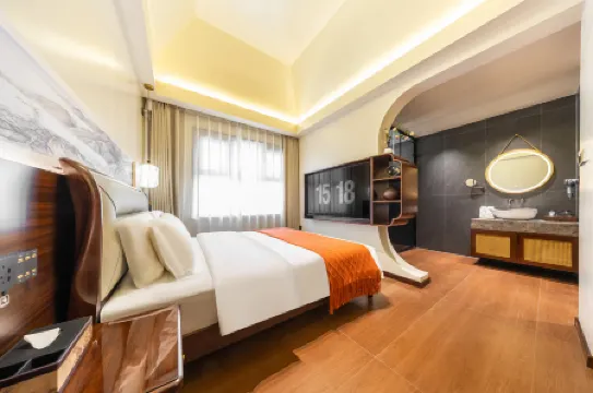 Floral Hotel·Qinghe Xuan Hotel (Datong Ancient City Huayan Temple Branch)