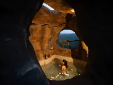 薇恩VN·星空溶洞溫泉·私湯設計美宿（安吉雲上草原店）