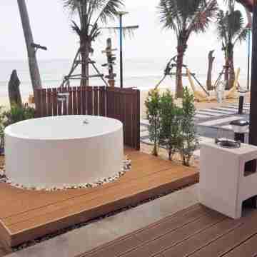 Sichon Glamping Resort, Beachfront Rooms