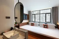 Xueyun Jiahua Resort Hotel (China's Snow Town Scenic Area) - Balkoner