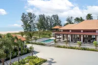Natural Beach Resort (Thasala)