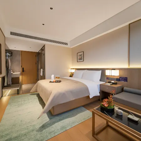 Qianna QianXun Hotel (Linying Nanjie Village)