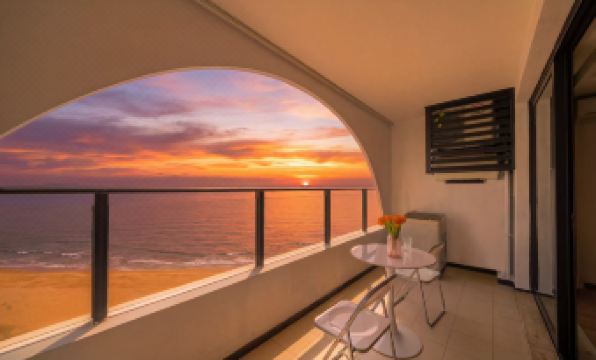 Xinhai Sea View Swimming Pool Villa(Poly Jinchowan Store)