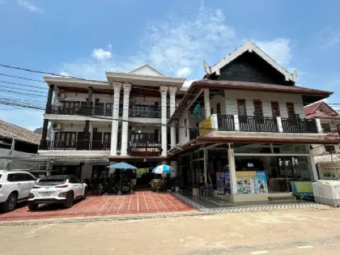 โดมอน ริเวอร์ไซด์ โฮเทล โรงแรมใน