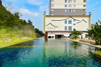 โรงแรมรีสอร์ทหลินจู ซานเช่อ กุ้ยหลิน - ที่มีฟิตเนส