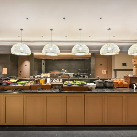 Nyingchi Motuo Lianhua Park Atour Hotel