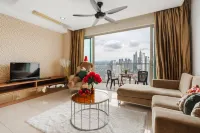 Regalia Residence at KLCC View Sky Pool by KC