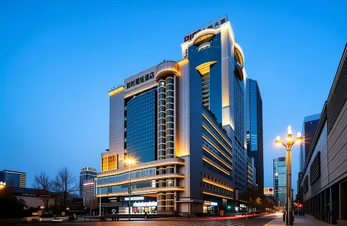 Rushi (Chaowa) Hotel (Chengdu Chunxi Road Tianfu Square Subway Station)