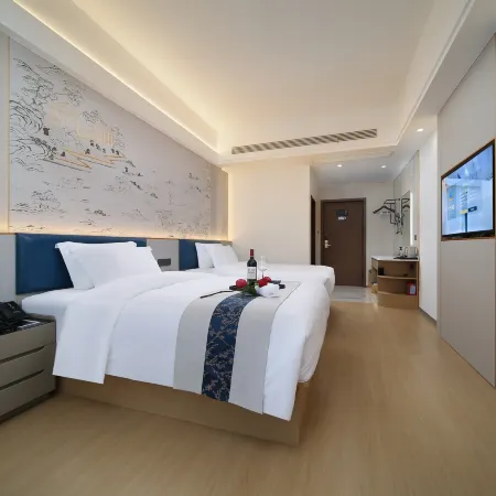 Amber Hotel