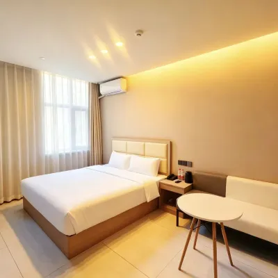 Qingyu Homestay (Central Street Branch) Отели рядом с достопримечательностью «Железнодорожный вокзал Харбин»