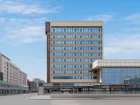 Homeinn Plus Hotel (Hohhot Railway Station) Hotels near Huhehaote Railway Station