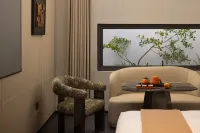 Jiaojiang Paris Jiuyue Hotel (Taizhou Municipal Government) Hotels in 