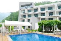 Miduo Manjing Design Guesthouse (Niubeiliang National Forest Park) - Scenic