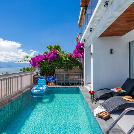Dali Ruchu · Fangzai Scenic Apartment