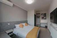 Xiaowan · Shiba Homestay - Private Pools