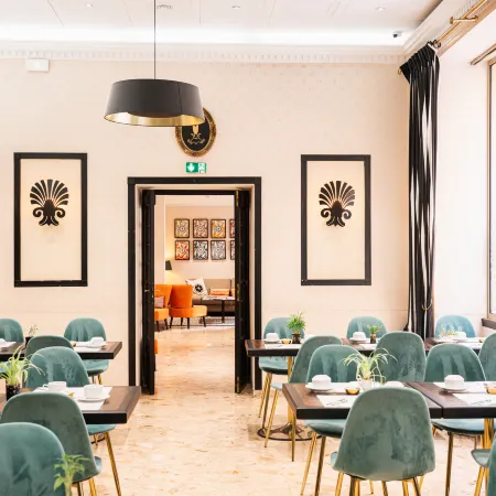 HOTEL NAPOLEON