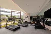Jinhua Wuyi Gucheng Hushan Plaza Atour Hotel