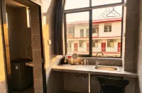 Motuo Molv Homestay - Parkplatz