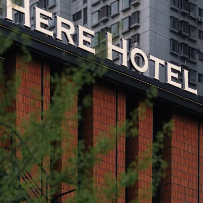 HERE HOTEL Zheli Hotel (Anshan Railway Station MixC Store) Hotels near Anshan Railway Station