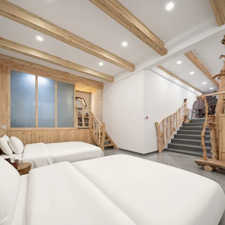 Mu Yi · Log Style Homestay (Yanda Internet-famous Wall)