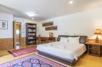 Ski in Ski Out Chalet Murasaki - Lodges