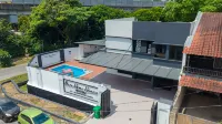 Sri Pelangi Villa KTV Room BBQ Swimming Pool 19 Pax by Stayrene - 別墅