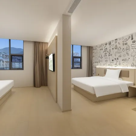 Hi Inn Hotel (Linhai Yintaicheng Renmin Road)