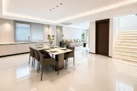 Pattaya Premier Pool Villa - Villas