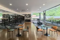 โรงแรมเรเซน จิ่วจ้ายโกว เฉียนเหอ - ที่มีฟิตเนส