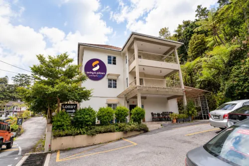 Swing & Pillows @ Golden Lodge Tanah Rata, Cameron Highland - 2-Star
