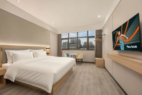 Yameitu Huanyue Hotel (Liuzhou Shengli Barbecue City)