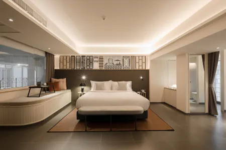 YANH Ratchawat hotel