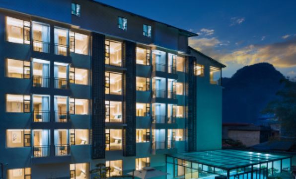 CHEERMAY Hotel (Yangshuo Shili Gallery Yulong River)