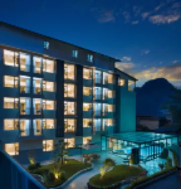 潮漫酒店（陽朔十里畫廊遇龍河店）