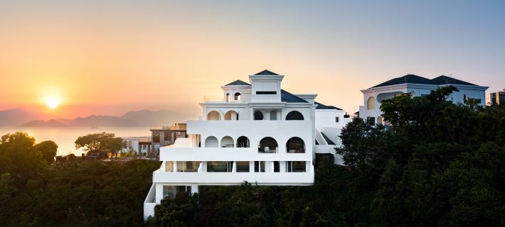 Miyue · Shenzhen Blue and White Saint Island Cliff Hot Tub Boutique Stay Hotels in Shenzhen
