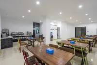 雅斯特美途飯店（樂業羅妹蓮花洞景區店）