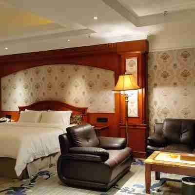 Guangning Overseas Chinese Hotel Rooms